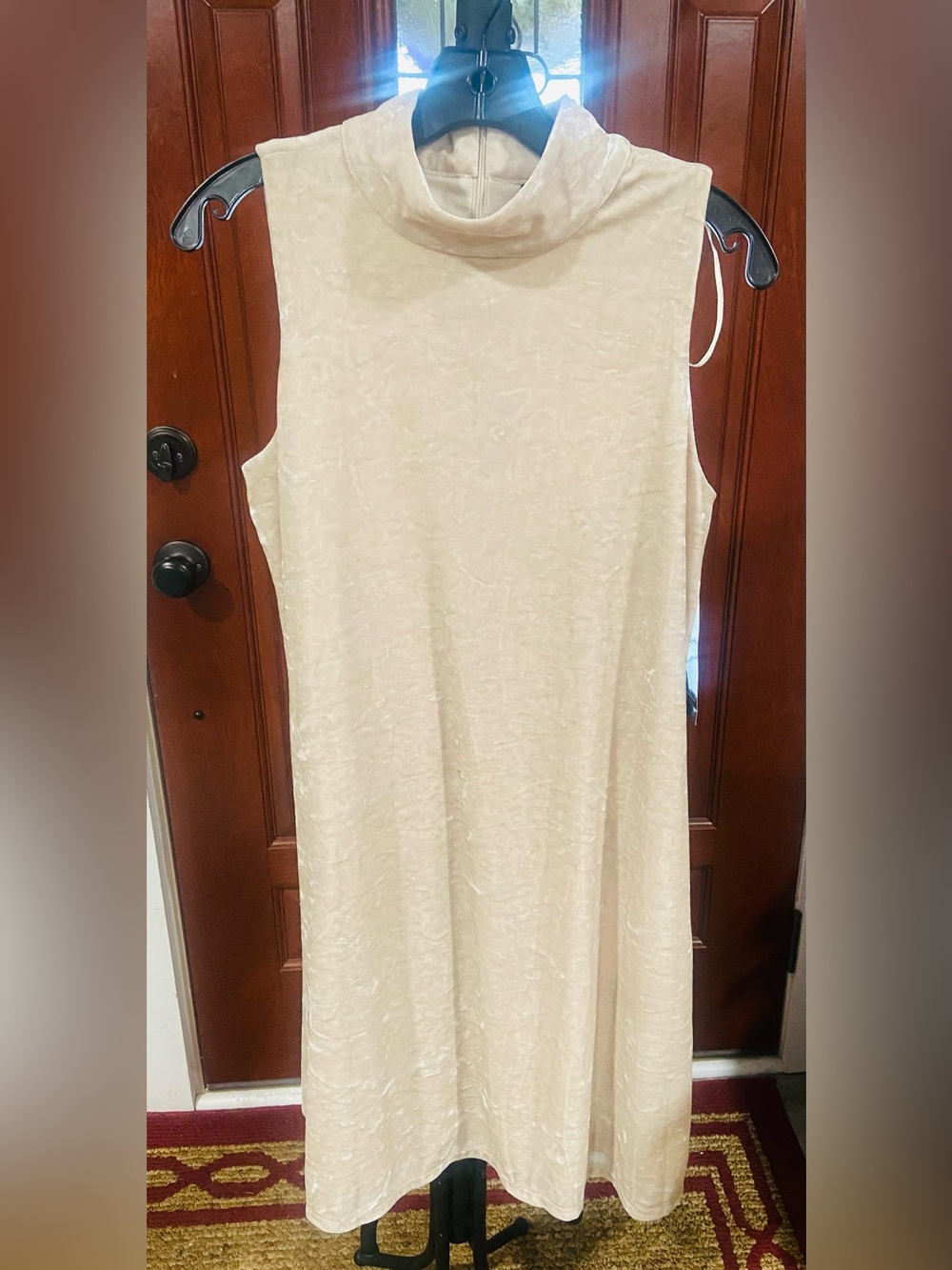 Sleeveless Cream Velvet Turtleneck Shift Dress